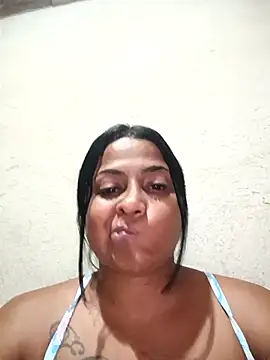 Snapshot of Giselabrunette25 chatting on 30, 3, 2026 Giselabrunette25 online show from 30, 3, 2026