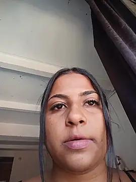 Giselabrunette25 online show from 10, 6, 2026