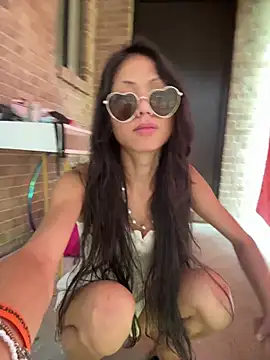 Snapshot of yummyrina chatting on 21, 5, 2026 yummyrina online show from 21, 5, 2026