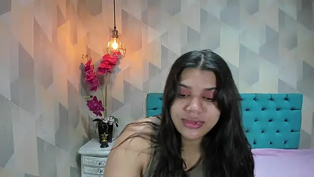 Snapshot of LindaBreeS chatting on 24, 6, 2026 LindaBreeS online show from 24, 6, 2026