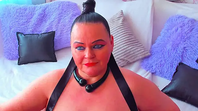 Snapshot of MilanaBiegert chatting on 7, 3, 2025 MilanaBiegert online show from 7, 3, 2025