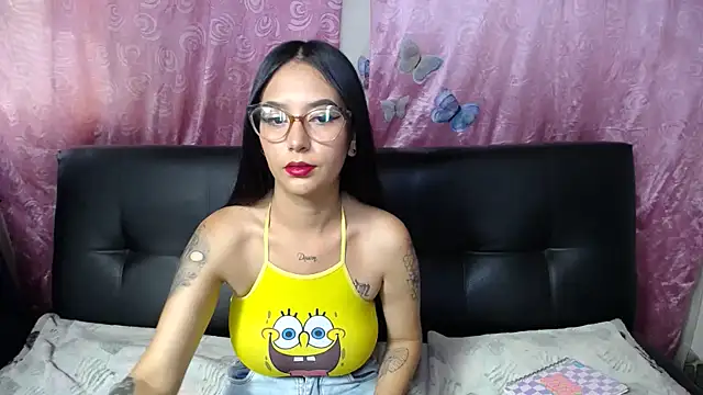 Snapshot of Annerainhoot chatting on 5, 2, 2025 Annerainhoot online show from 5, 2, 2025
