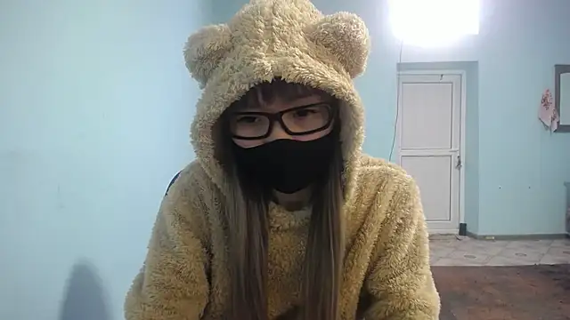 Snapshot of elllaaxx chatting on 14, 3, 2025 elllaaxx online show from 14, 3, 2025
