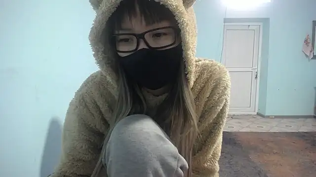 Snapshot of elllaaxx chatting on 16, 3, 2025 elllaaxx online show from 16, 3, 2025