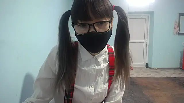 Snapshot of elllaaxx chatting on 2, 10, 2025 elllaaxx online show from 2, 10, 2025