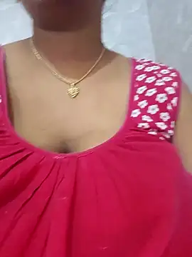 Snapshot of sexyindi_couple chatting on 3, 2, 2026 sexyindi couple online show from 3, 2, 2026