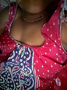 Snapshot of sexyindi_couple chatting on 3, 2, 2026 sexyindi couple online show from 3, 2, 2026