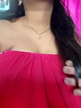 Snapshot of sexyindi_couple chatting on 5, 2, 2026 sexyindi couple online show from 5, 2, 2026