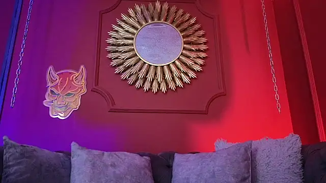 Julieta Russell online show from 12, 11, 2025