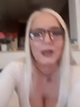 Snapshot of kikkastar chatting on 24, 1, 2025 kikkastar online show from 24, 1, 2025