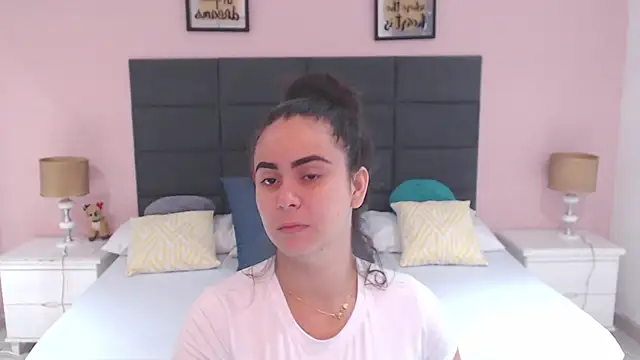 MadisonJenner online show from 12, 1, 2025