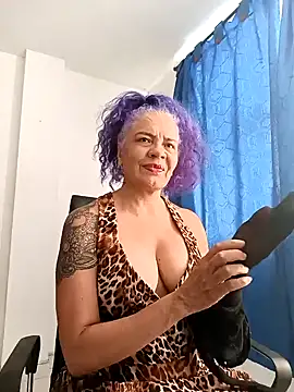 Snapshot of freyadevil333 chatting on 4, 2, 2025 freyadevil333 online show from 4, 2, 2025