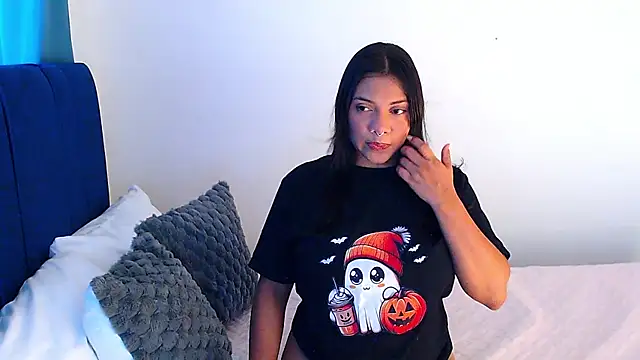 angela santana  online show from 13, 3, 2025