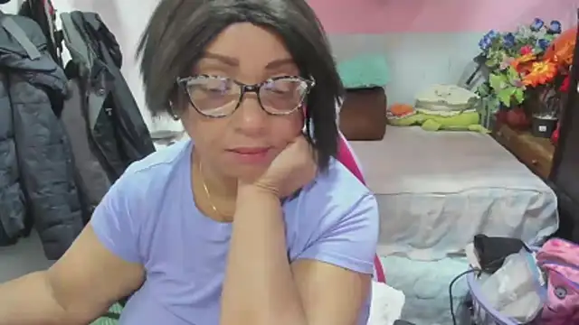Snapshot of Mrs_mommy_ chatting on 14, 5, 2026 Mrs mommy online show from 14, 5, 2026