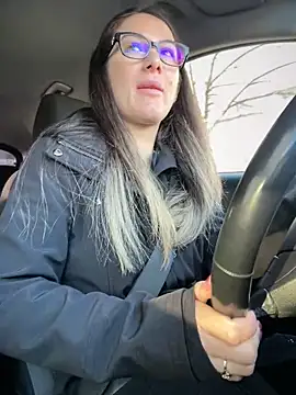 HotXMom online show from 11, 4, 2026