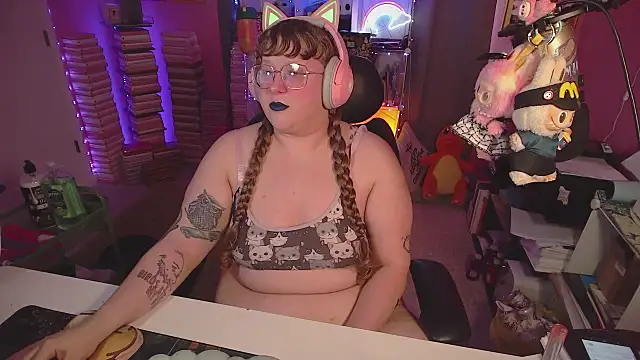 FatVeronica online show from 24, 6, 2026