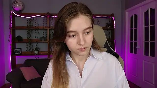 Snapshot of Ksuhesa chatting on 8, 2, 2026 Ksuhesa online show from 8, 2, 2026