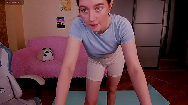 Snapshot of Ksuhesa chatting on 6, 3, 2026 Ksuhesa online show from 6, 3, 2026