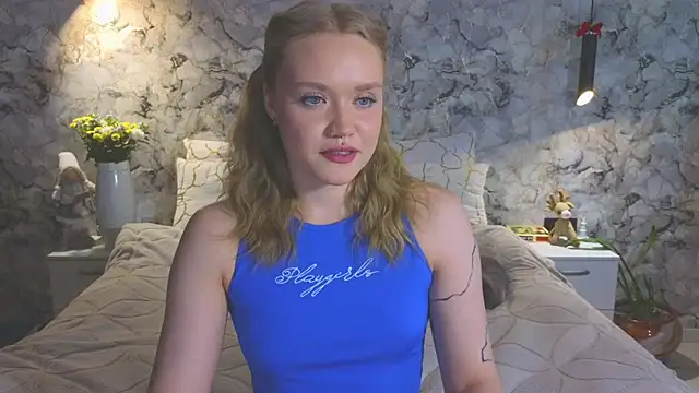 Snapshot of Aurora_Golden1 chatting on 15, 6, 2026 Aurora Golden1 online show from 15, 6, 2026