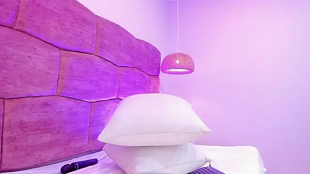 lia ass  online show from 26, 9, 2025