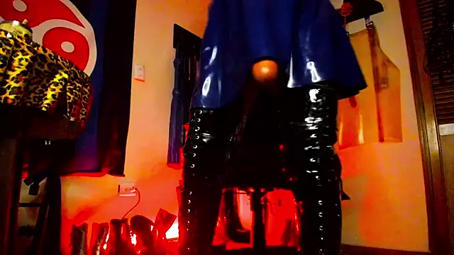 DominatrixBlue online show from 7, 2, 2025