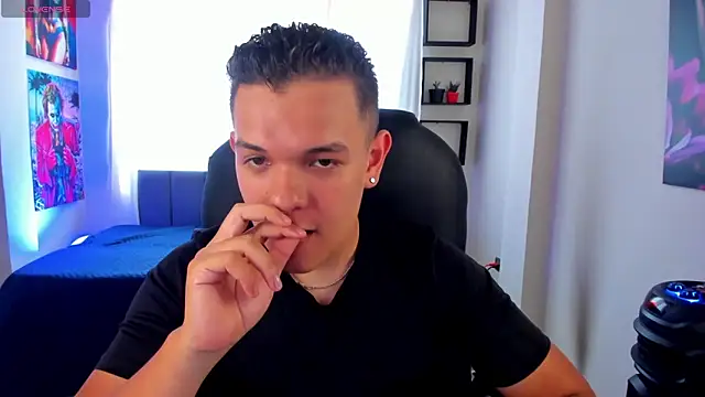 Snapshot of Dunkan_Kravitz chatting on 28, 4, 2026 Dunkan Kravitz online show from 28, 4, 2026