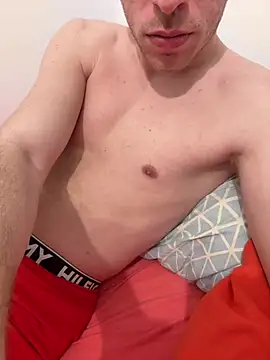 Snapshot of AvarageEuropeGuy chatting on 20, 4, 2026 AvarageEuropeGuy online show from 20, 4, 2026