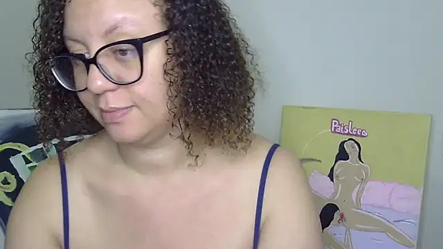 Snapshot of Paisleehaze chatting on 22, 2, 2026 Paisleehaze online show from 22, 2, 2026