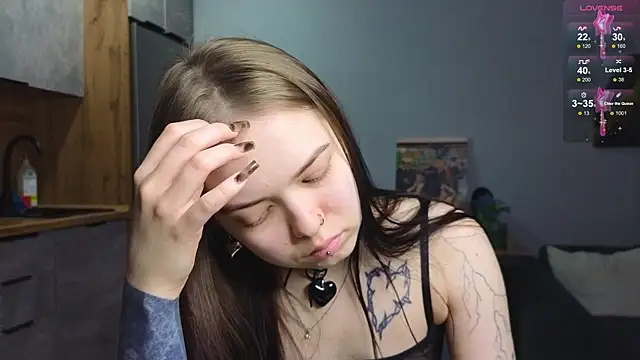 Snapshot of doll_lol_ chatting on 20, 1, 2025 doll lol online show from 20, 1, 2025