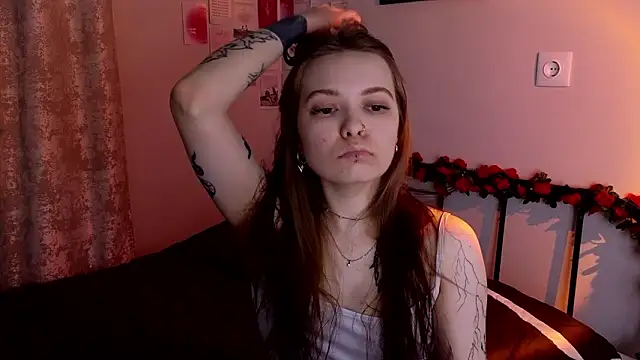 Snapshot of doll_lol_ chatting on 29, 3, 2026 doll lol online show from 29, 3, 2026