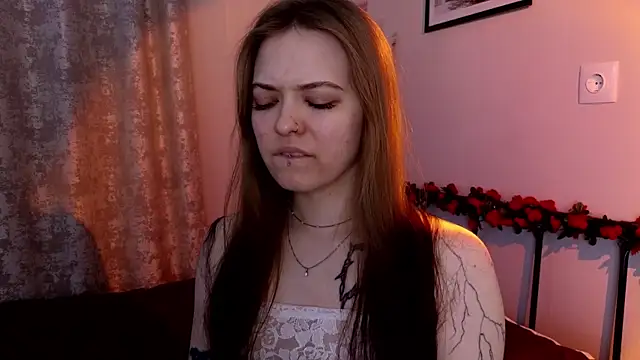 Snapshot of doll_lol_ chatting on 31, 3, 2026 doll lol online show from 31, 3, 2026