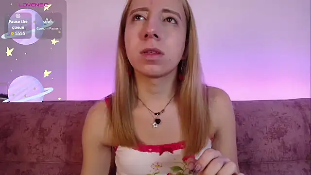 Miiaa doll online show from 21, 11, 2025