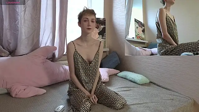 Snapshot of Ola_dushek chatting on 11, 3, 2025 Ola dushek online show from 11, 3, 2025