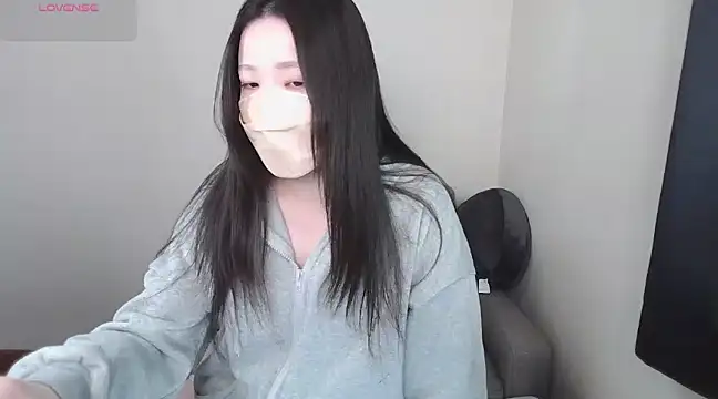 Snapshot of _NOA-chan_ chatting on 11, 1, 2025 NOA-chan online show from 11, 1, 2025