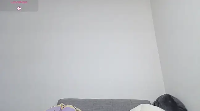 Snapshot of _NOA-chan_ chatting on 15, 2, 2025 NOA-chan online show from 15, 2, 2025