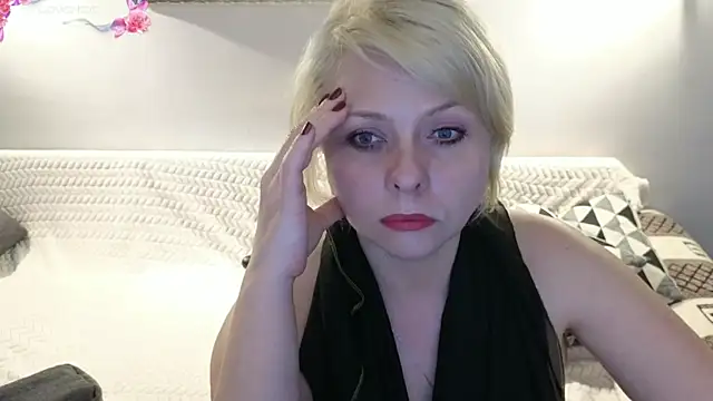 Snapshot of Gray_swann chatting on 5, 3, 2025 Gray swann online show from 5, 3, 2025