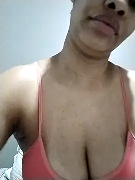 Su Duarte 1 online show from 4, 3, 2025