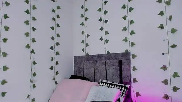 Snapshot of Miaa_Garcia chatting on 11, 7, 2026 Miaa Garcia online show from 11, 7, 2026