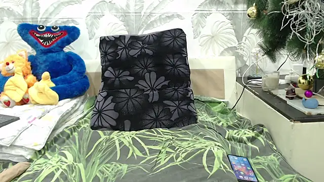 Snapshot of CamDiva113 chatting on 16, 2, 2025 CamDiva113 online show from 16, 2, 2025