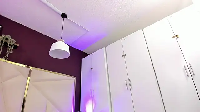 April bowie online show from 5, 11, 2025