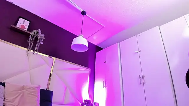 April bowie online show from 5, 2, 2026