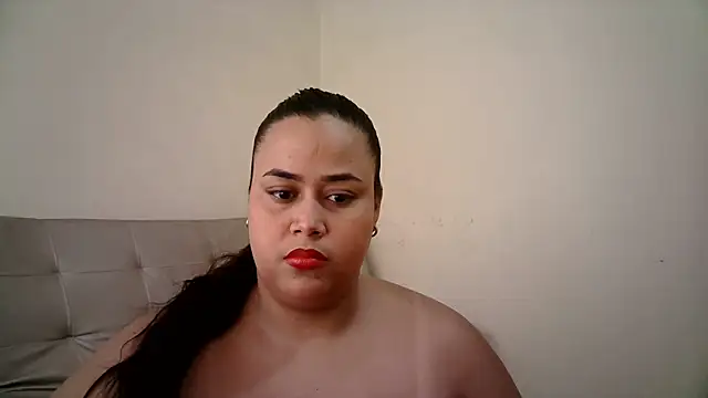 Snapshot of abril_sexy04 chatting on 4, 6, 2026 abril sexy04 online show from 4, 6, 2026