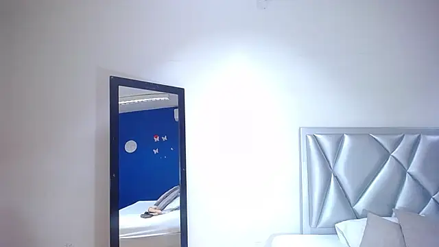 exotic karmella online show from 24, 2, 2025