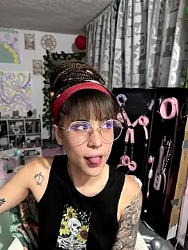 Snapshot of Hellen_dumont chatting on 18, 7, 2026 Hellen dumont online show from 18, 7, 2026