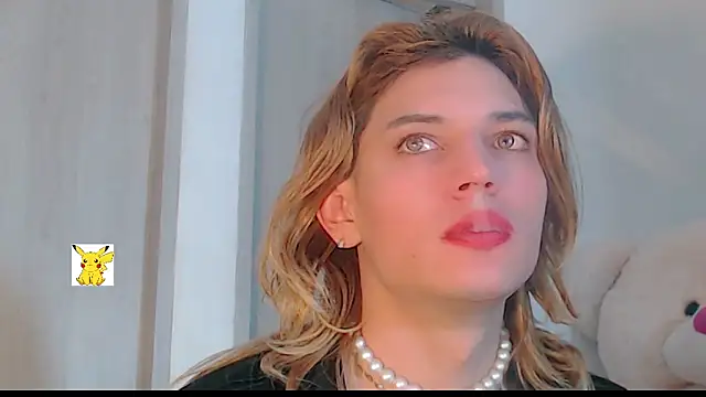 Snapshot of honey_skin chatting on 24, 2, 2025 honey skin online show from 24, 2, 2025