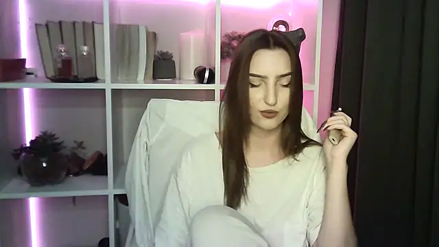 Snapshot of X_Alisa chatting on 2, 12, 2025 X Alisa online show from 2, 12, 2025