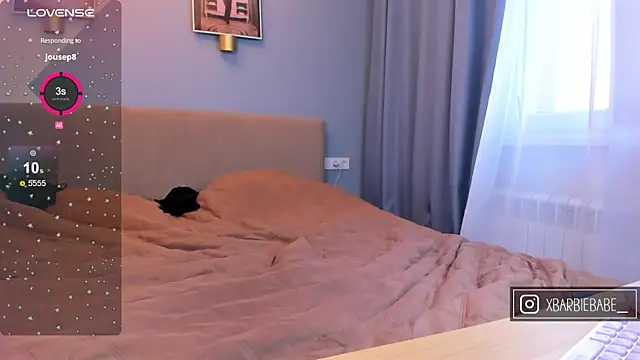 Snapshot of XBarbieBabeX chatting on 11, 4, 2026 XBarbieBabeX online show from 11, 4, 2026