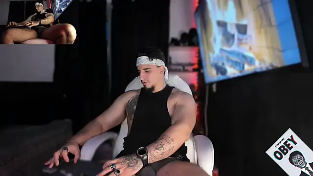 Snapshot of kingbear777 chatting on 20, 3, 2025 kingbear777 online show from 20, 3, 2025