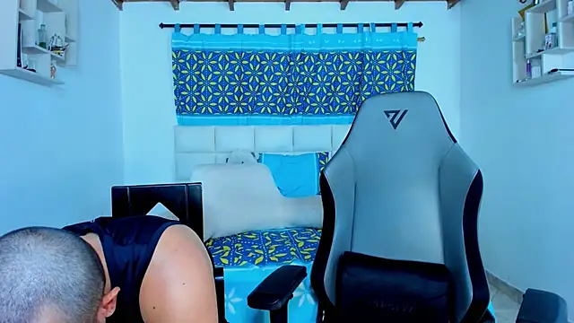 xxx sweet couple  online show from 17, 1, 2025