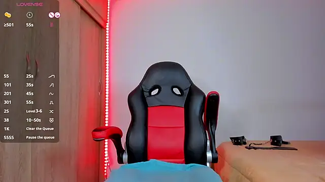 Snapshot of barbiee_ebony chatting on 9, 4, 2026 barbiee ebony online show from 9, 4, 2026